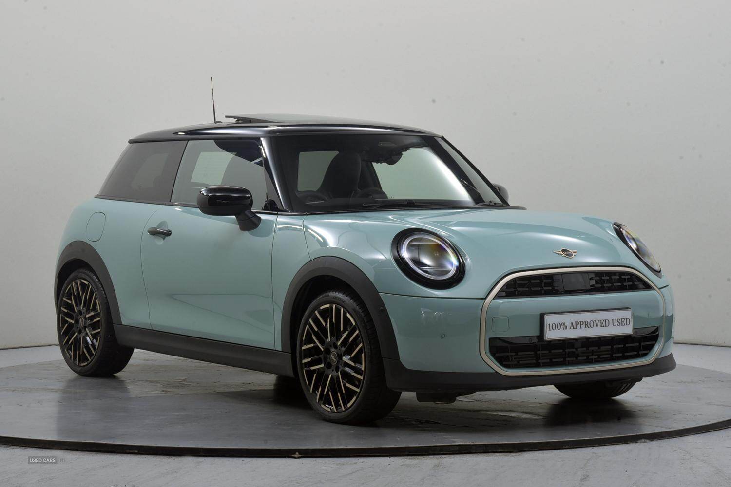 Nov 2024 MINI Cooper 1.5 C Exclusive 3dr Auto