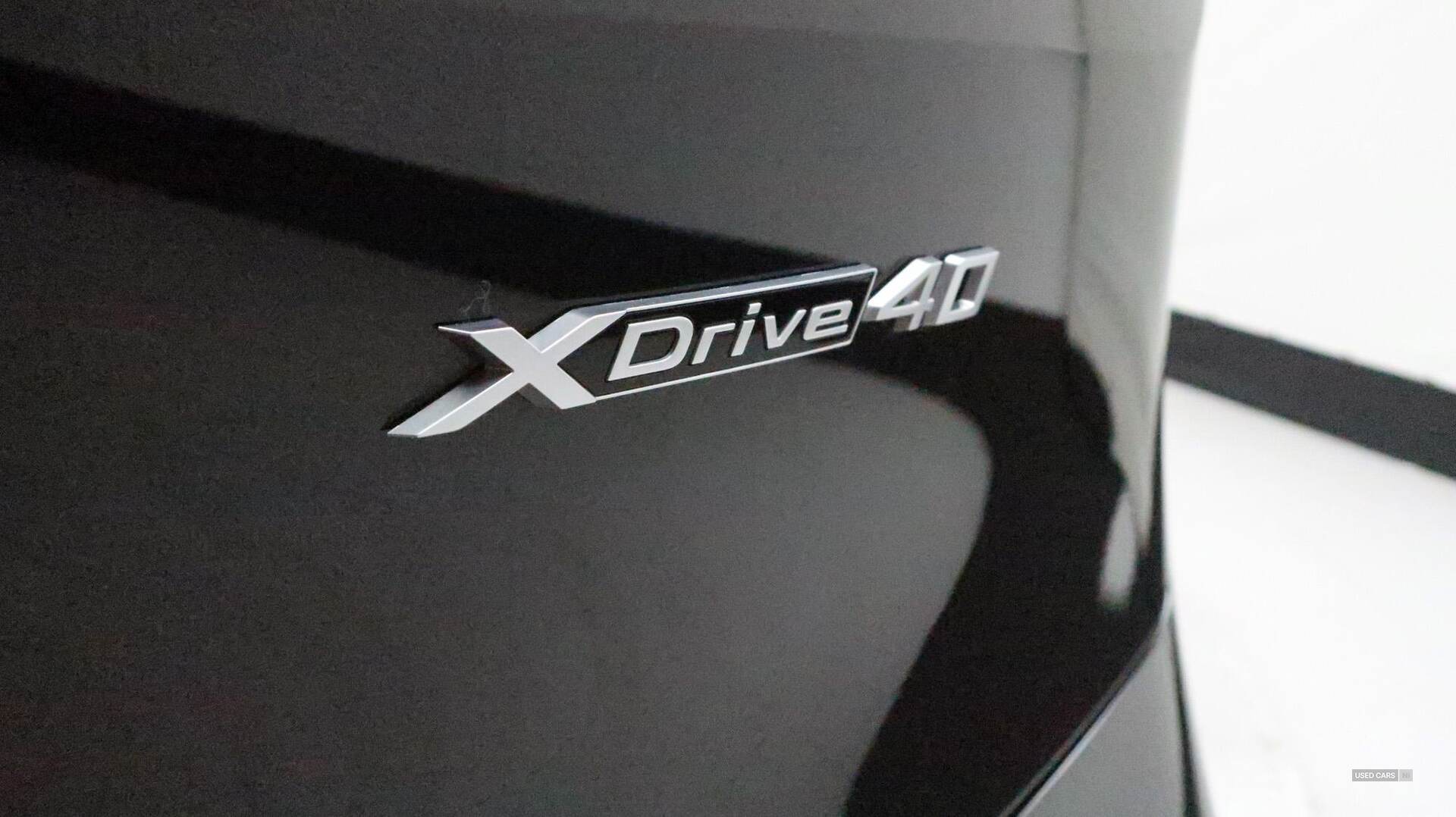 2025 BMW iX xDrive40 M Sport