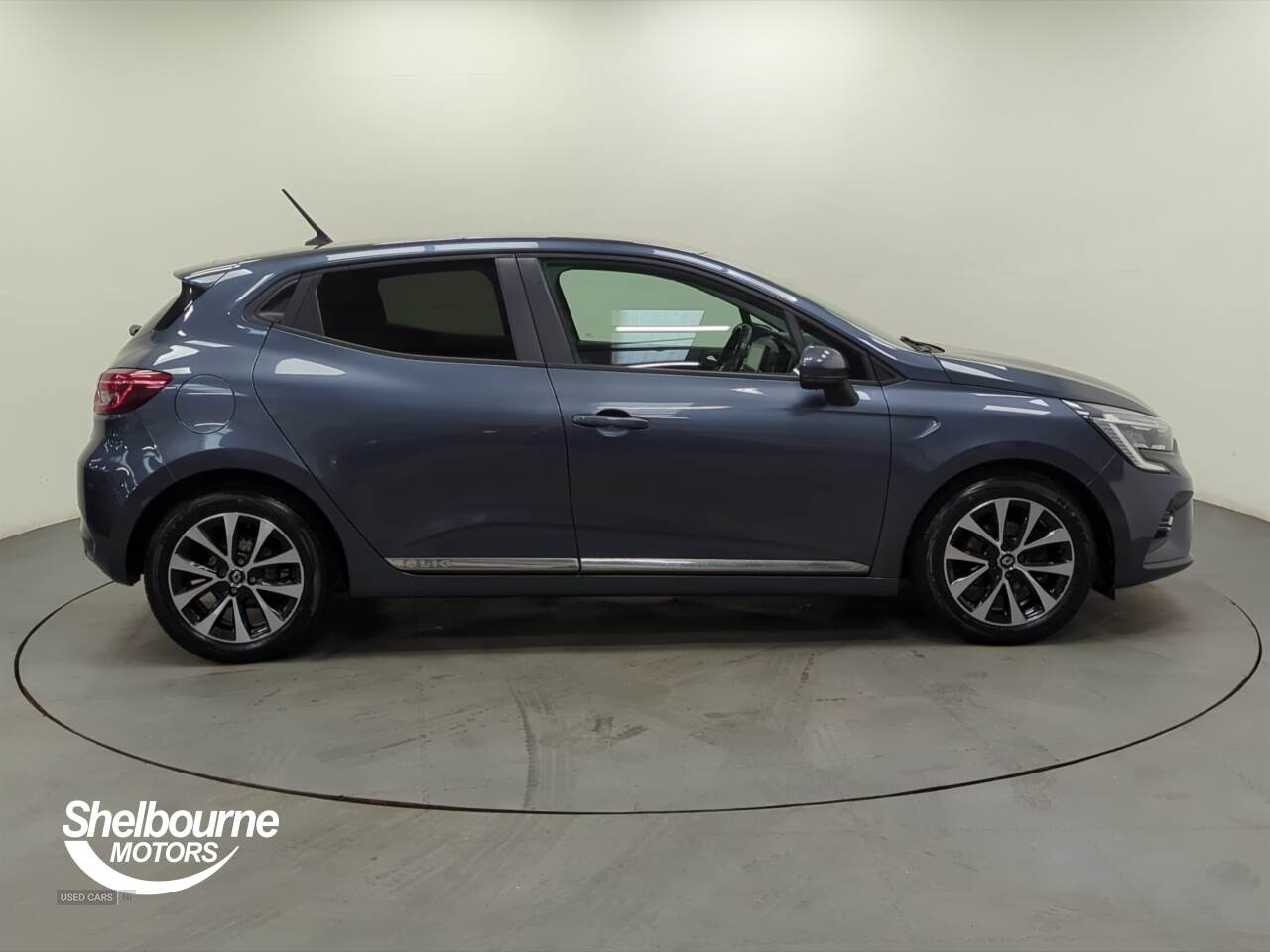 2020 Renault Clio Iconic 1.0 tCe 100 Stop Start