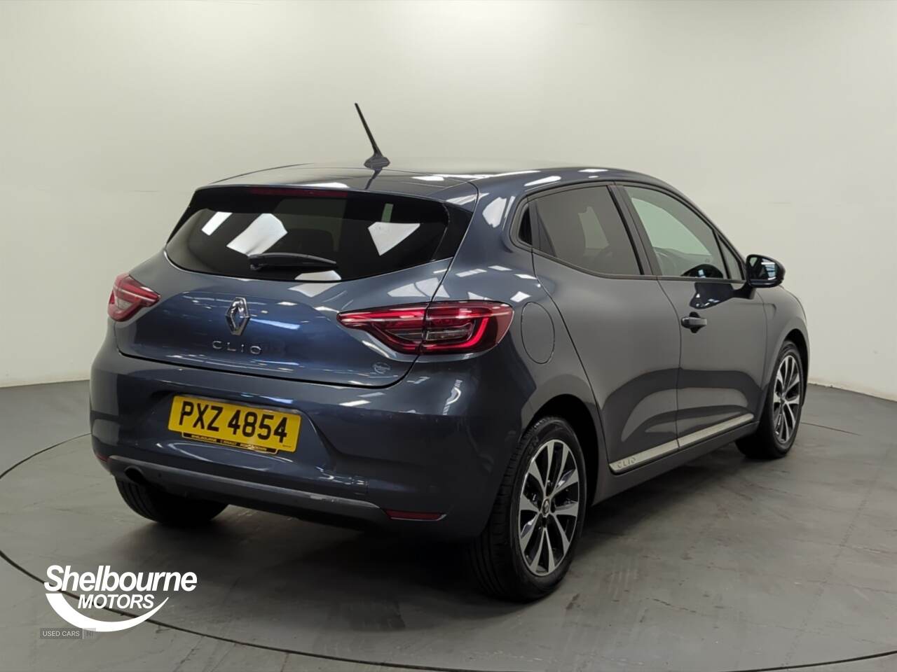 2020 Renault Clio Iconic 1.0 tCe 100 Stop Start