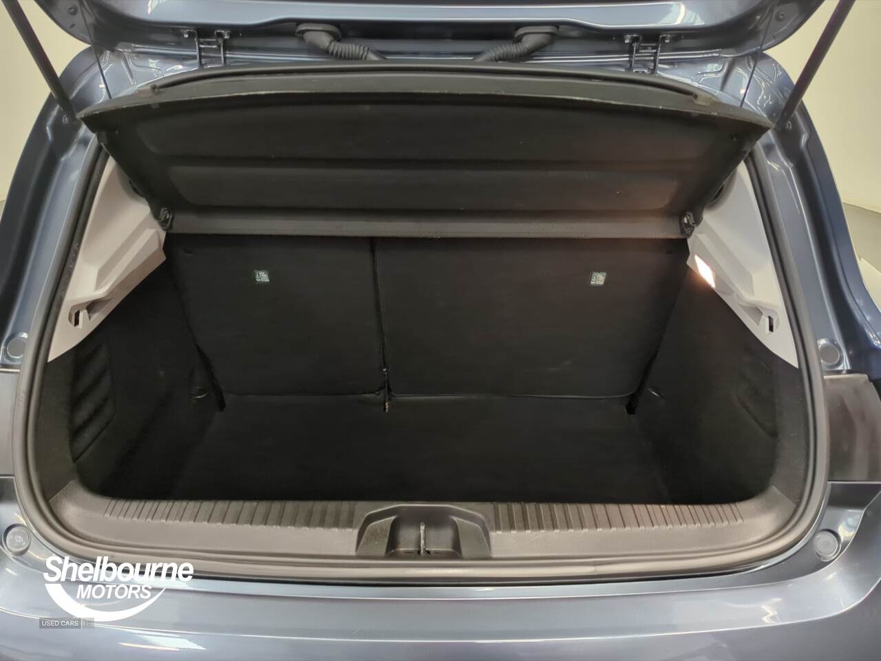 2020 Renault Clio Iconic 1.0 tCe 100 Stop Start