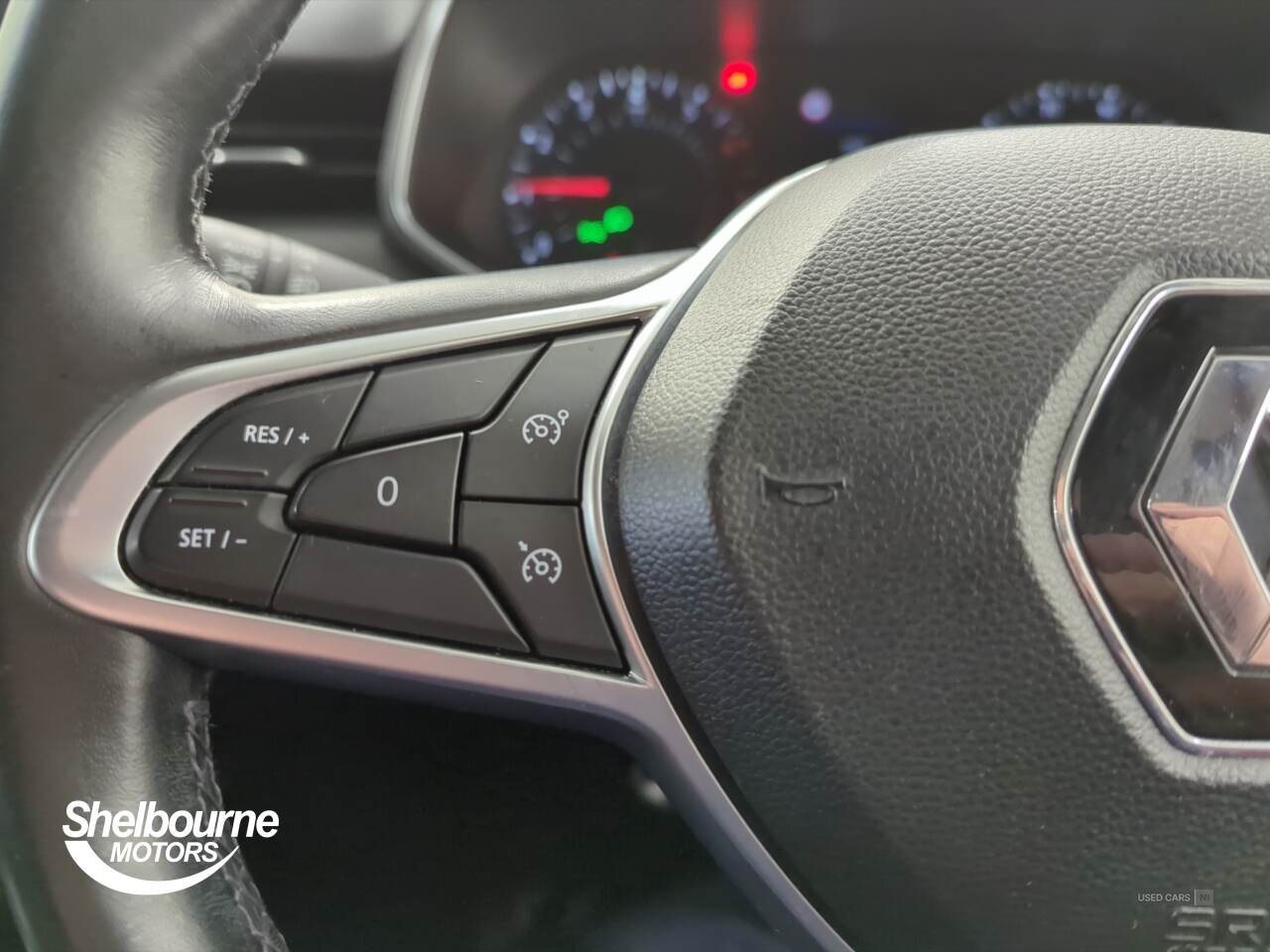 2020 Renault Clio Iconic 1.0 tCe 100 Stop Start