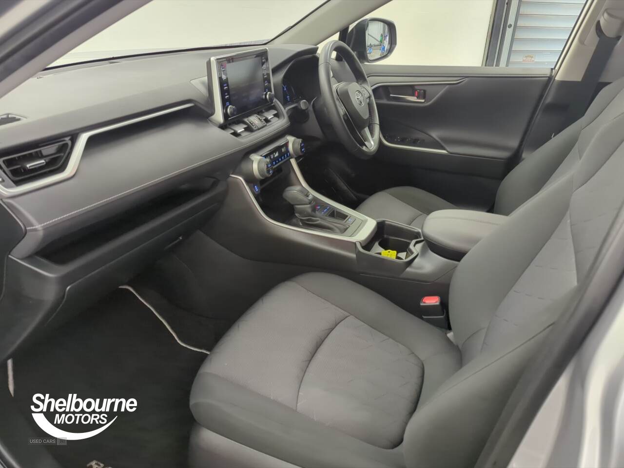 Jan 2022 Toyota RAV4 2.5 VVT-i Hybrid Design 5dr CVT 2WD