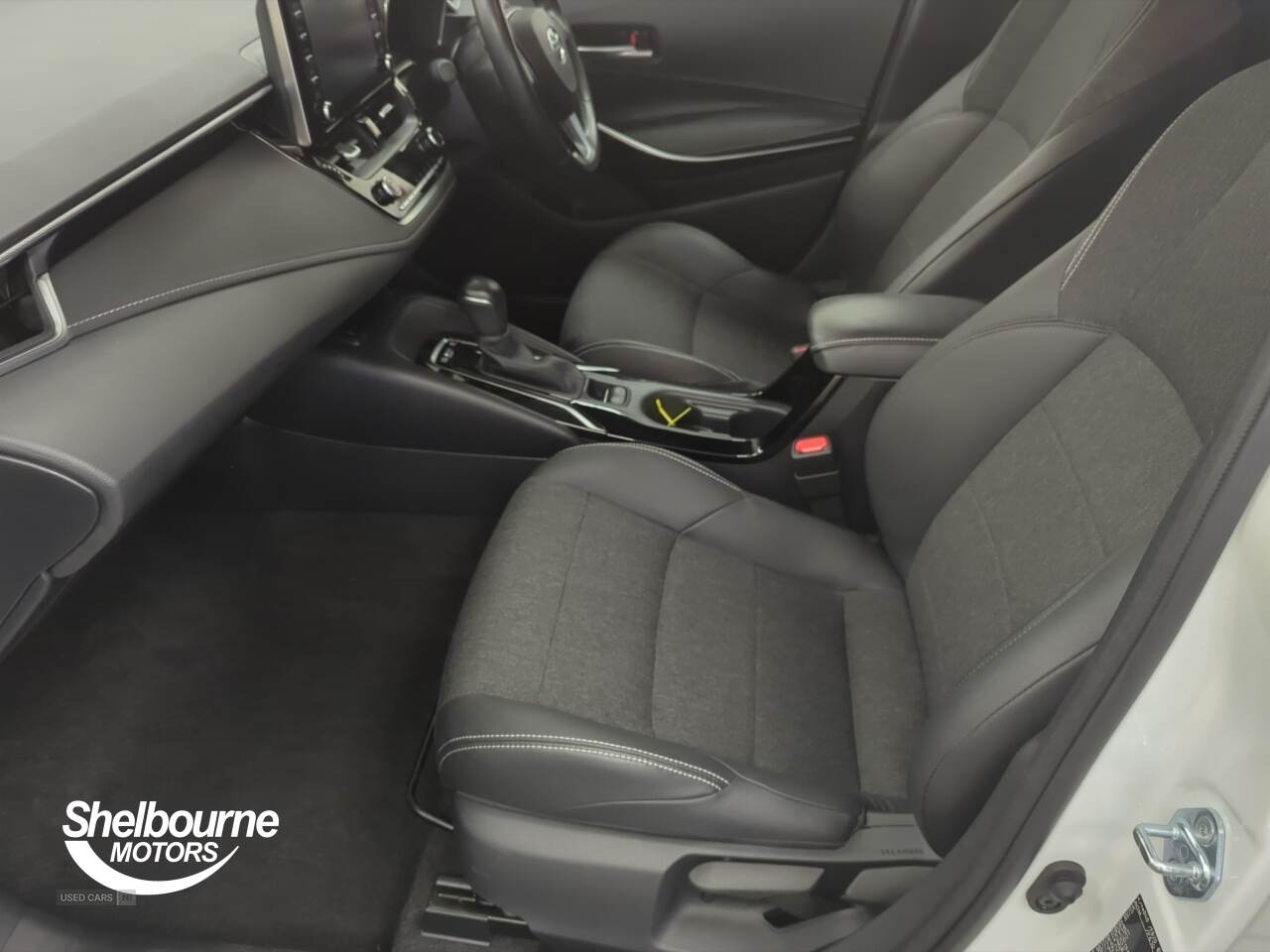 Mar 2022 Toyota Corolla 1.8 VVT-i Hybrid Design 5dr CVT