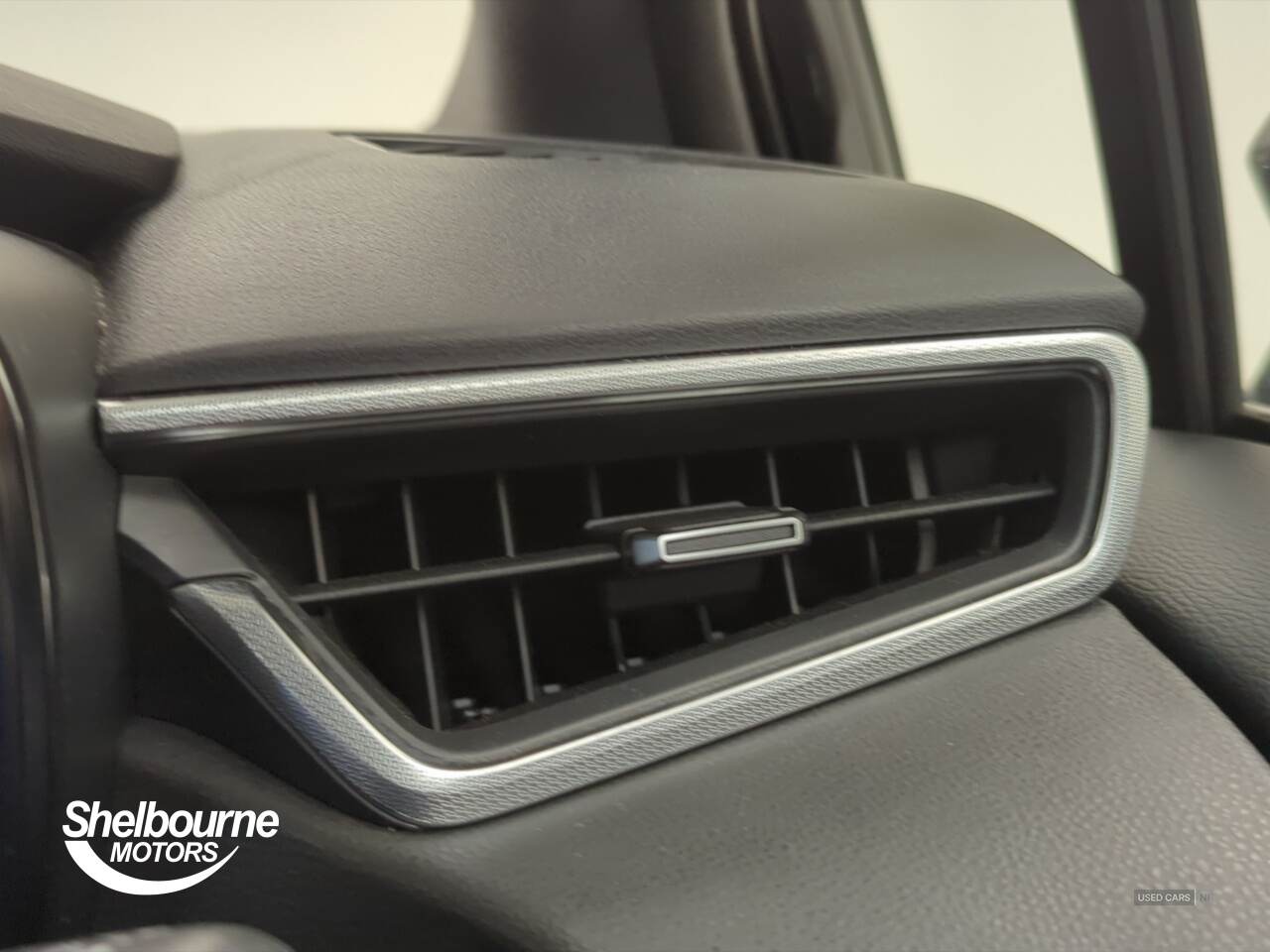 Mar 2021 Toyota Corolla 2.0 VVT-i Hybrid Design 5dr CVT