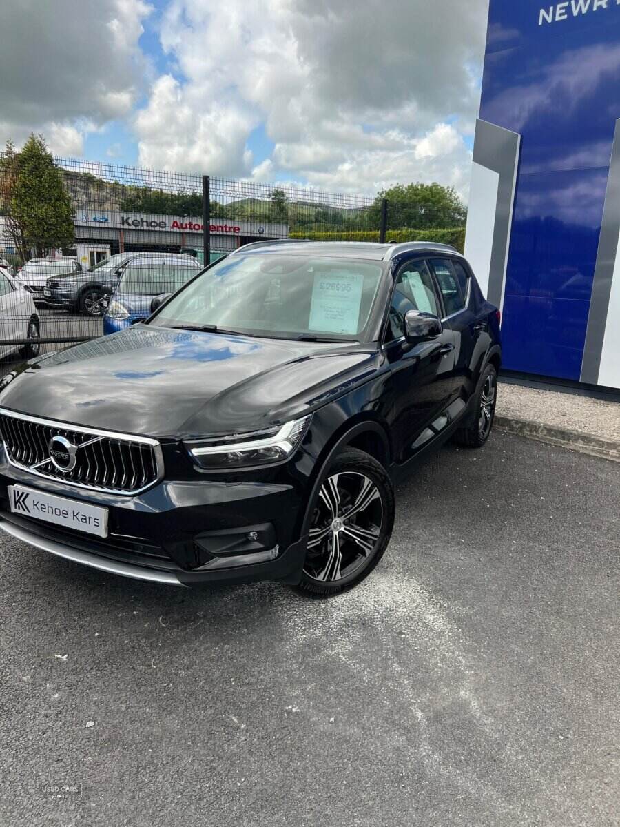 Dec 2021 Volvo XC40 2.0 B4P Inscription Pro 5dr Auto [7 speed]