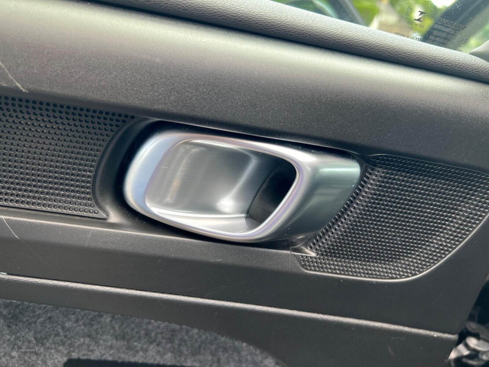 Dec 2021 Volvo XC40 2.0 B4P Inscription Pro 5dr Auto [7 speed]