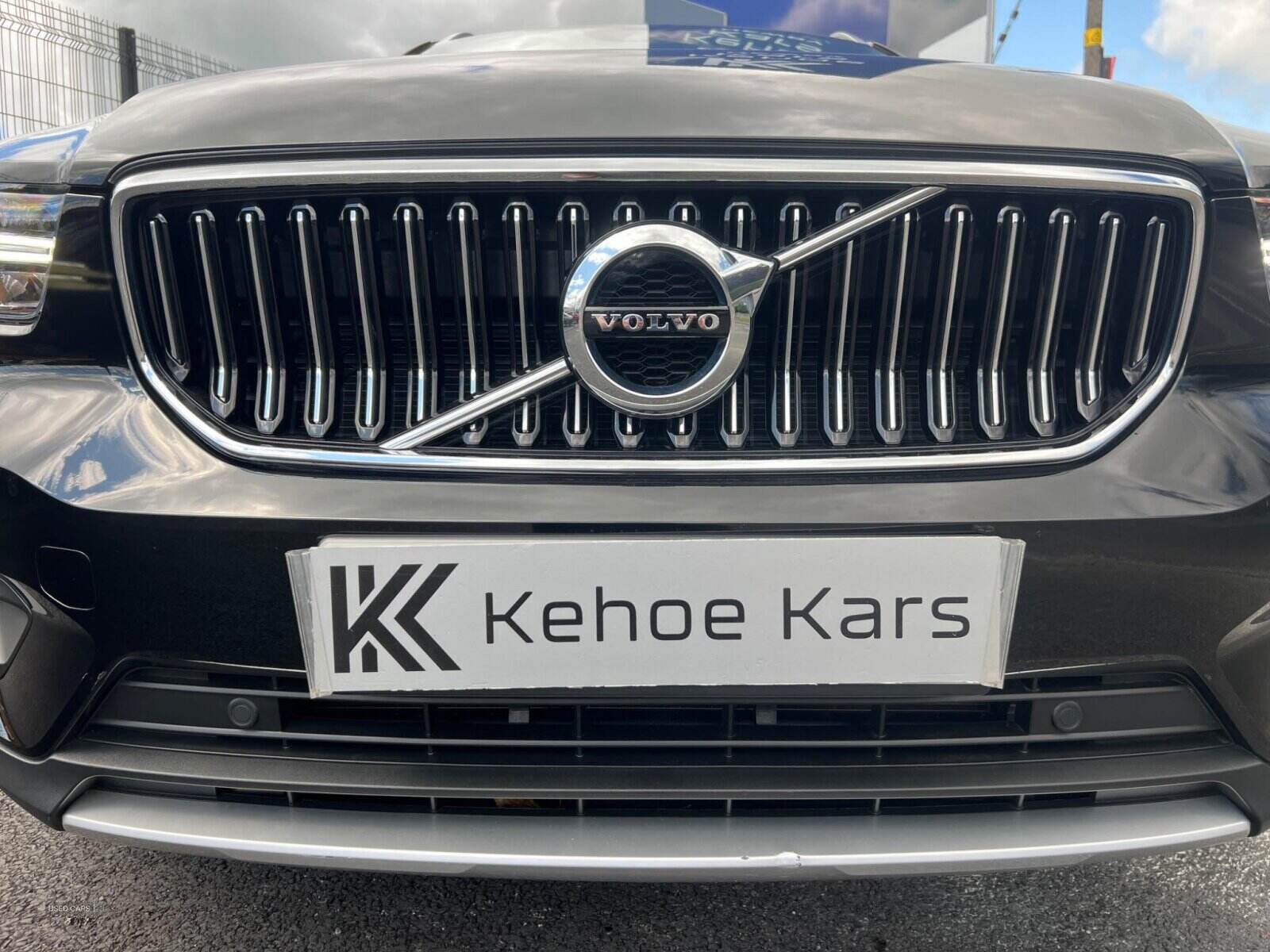 Dec 2021 Volvo XC40 2.0 B4P Inscription Pro 5dr Auto [7 speed]