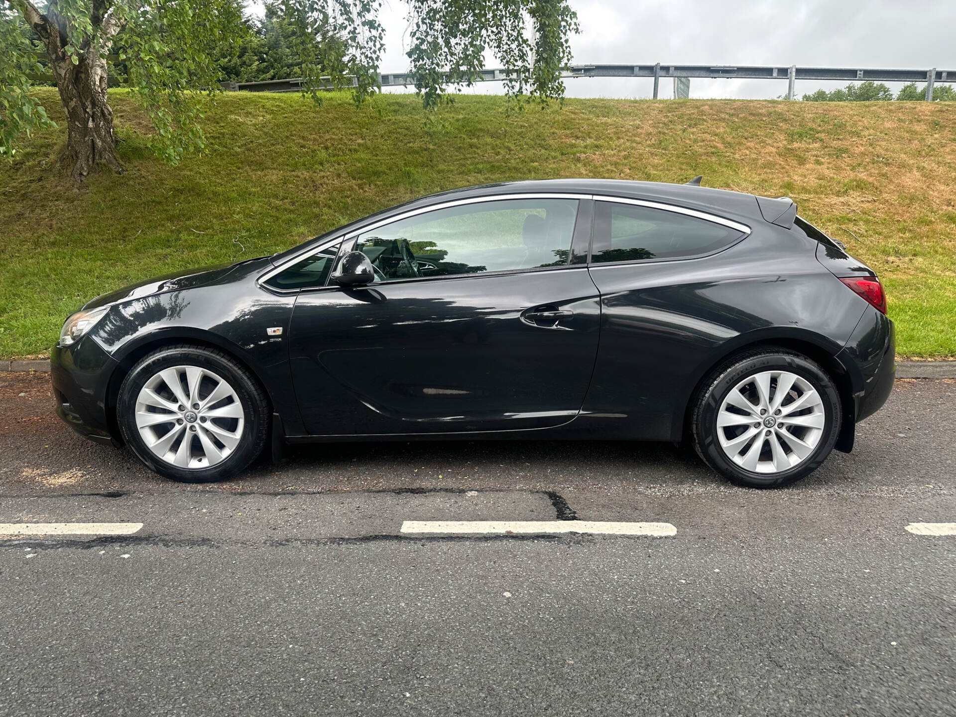 May 2014 Vauxhall Astra GTC 1.7 CDTi 16V ecoFLEX 130 Sport 3dr [114 g/km] [SS]