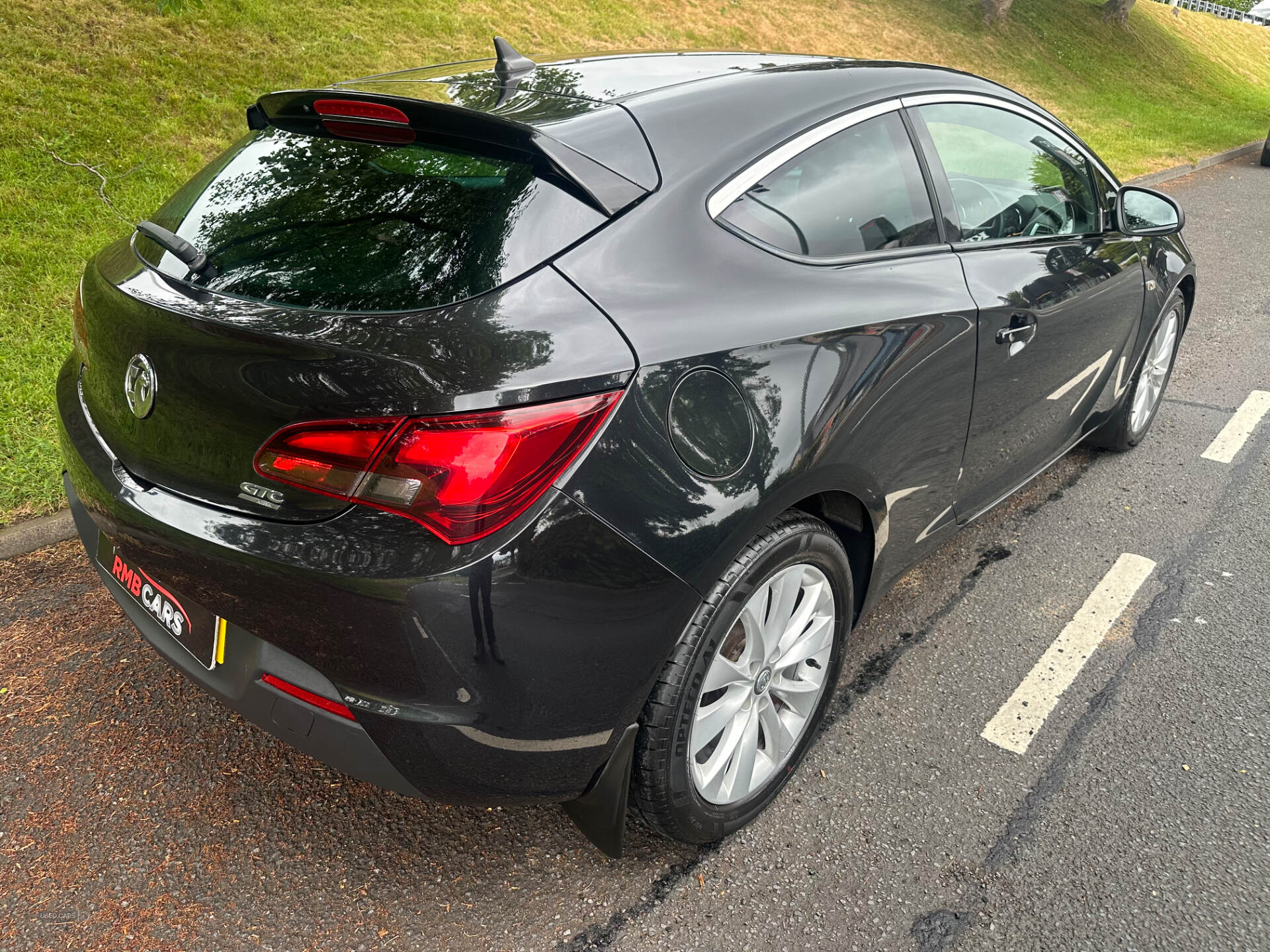 May 2014 Vauxhall Astra GTC 1.7 CDTi 16V ecoFLEX 130 Sport 3dr [114 g/km] [SS]