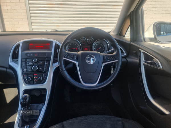 Vauxhall Astra HATCHBACK in Tyrone