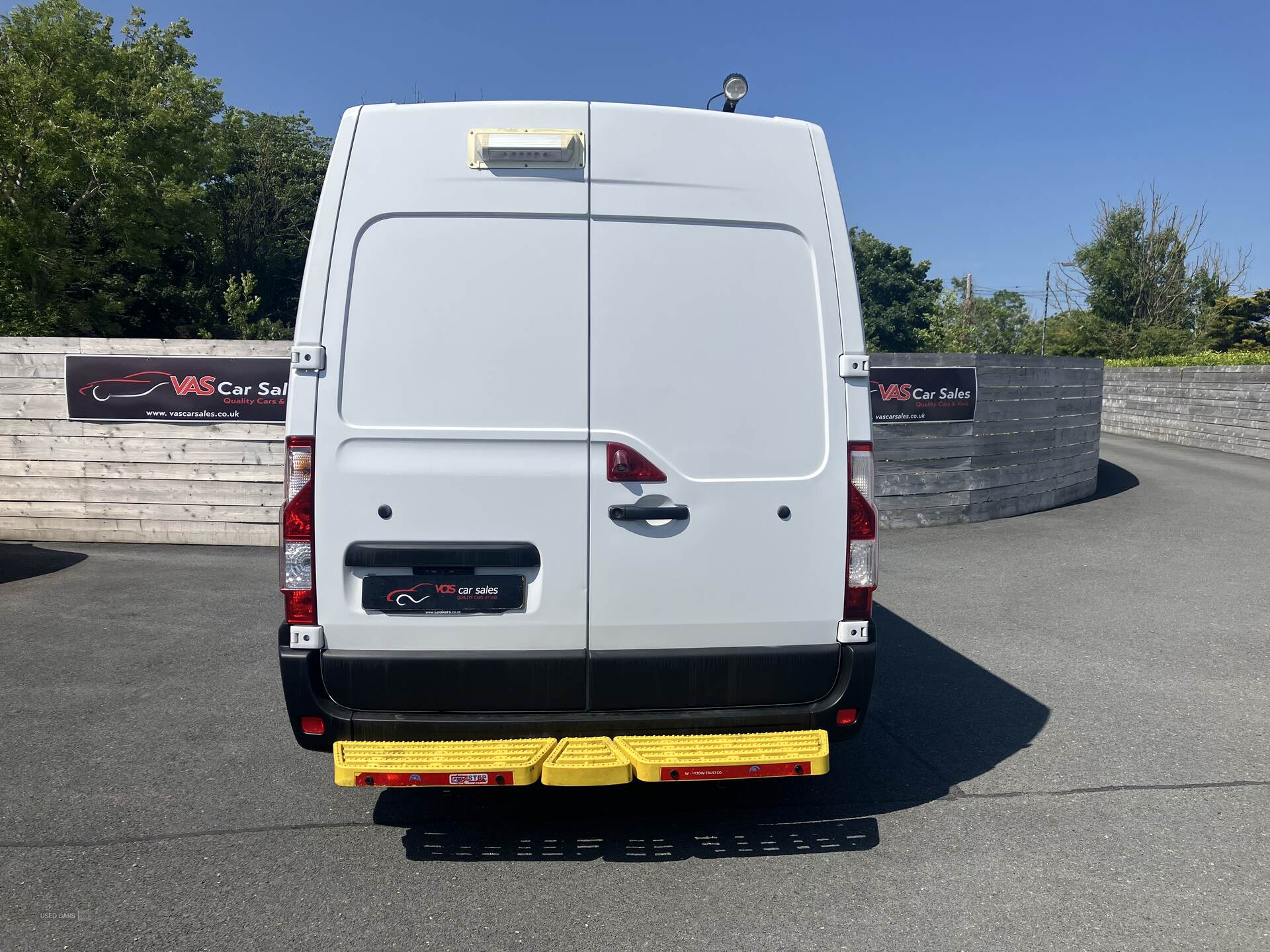 Vauxhall Movano 35 L2 DIESEL FWD in Down