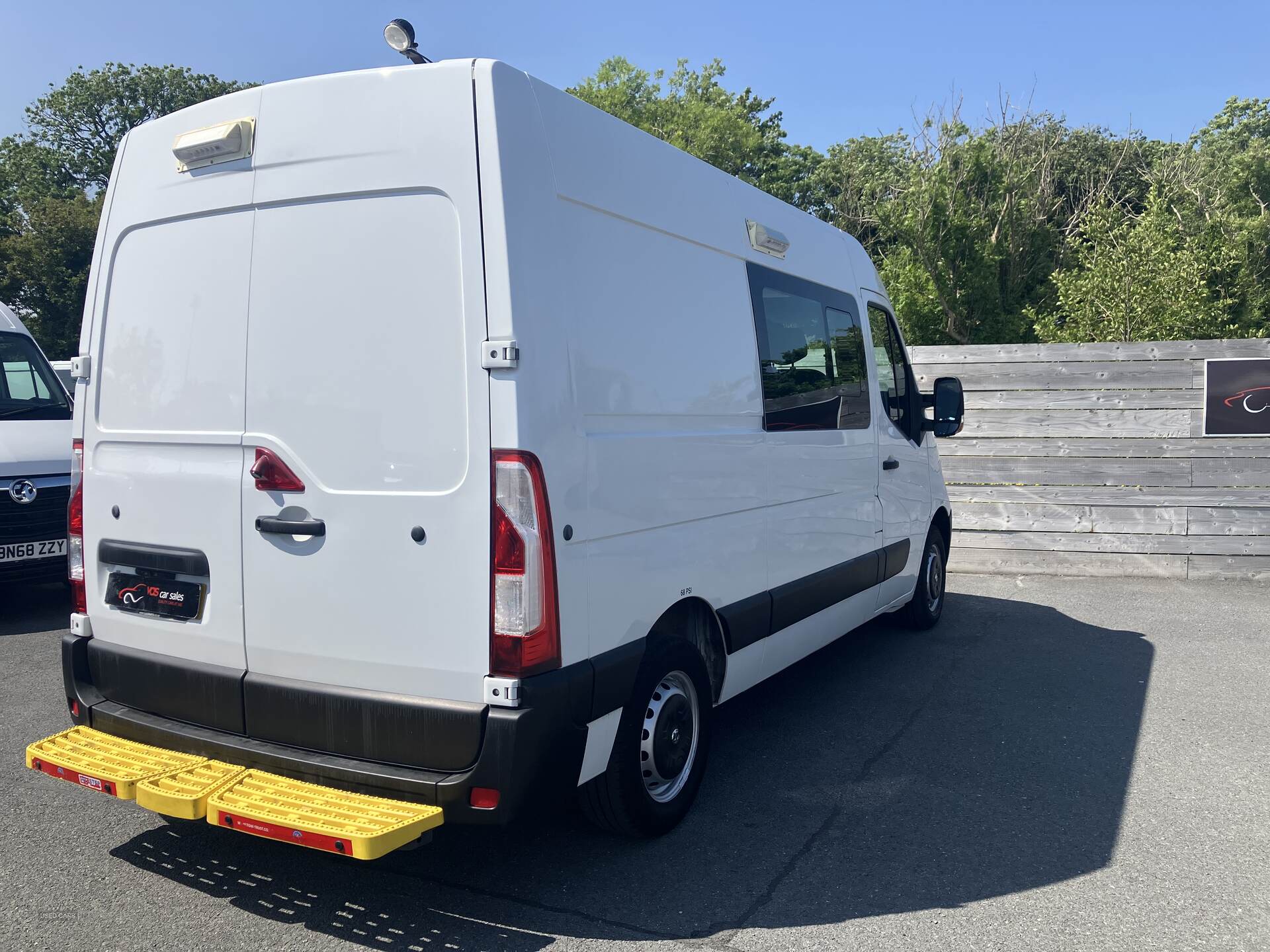 Vauxhall Movano 35 L2 DIESEL FWD in Down