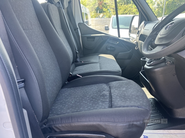 Vauxhall Movano 35 L2 DIESEL FWD in Down