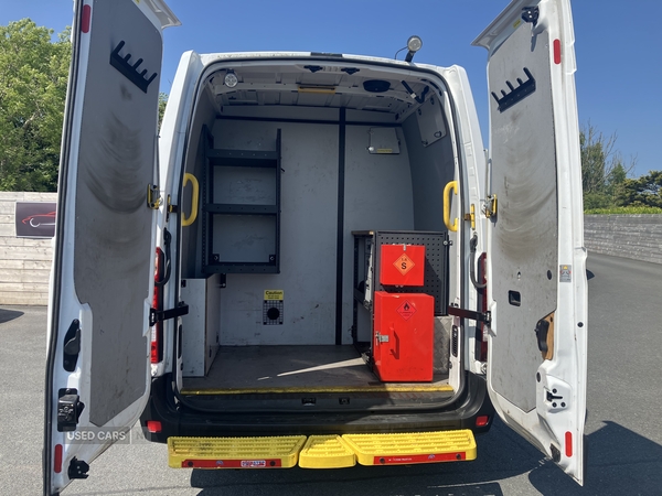 Vauxhall Movano 35 L2 DIESEL FWD in Down