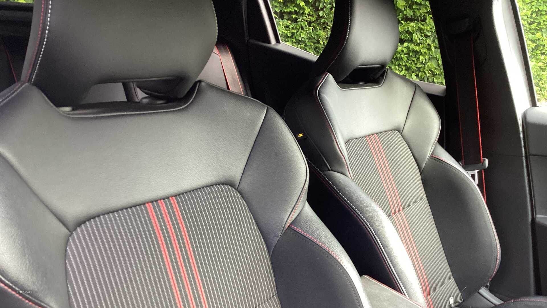Feb 2022 Renault Clio 1.6 E-TECH Hybrid 140 RS Line 5dr Auto