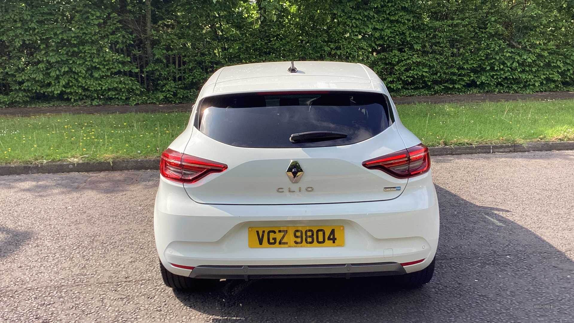 Feb 2022 Renault Clio 1.6 E-TECH Hybrid 140 RS Line 5dr Auto