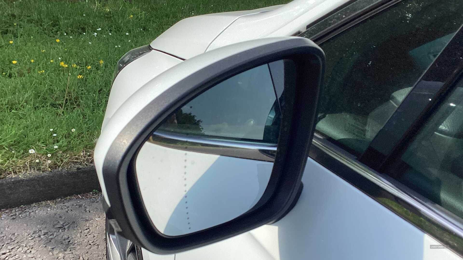 Feb 2022 Renault Clio 1.6 E-TECH Hybrid 140 RS Line 5dr Auto