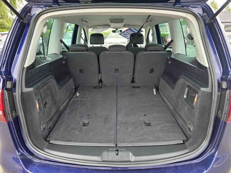 Dec 2017 Volkswagen Sharan 2.0 TDI CR BlueMotion Tech 150 SE 5dr