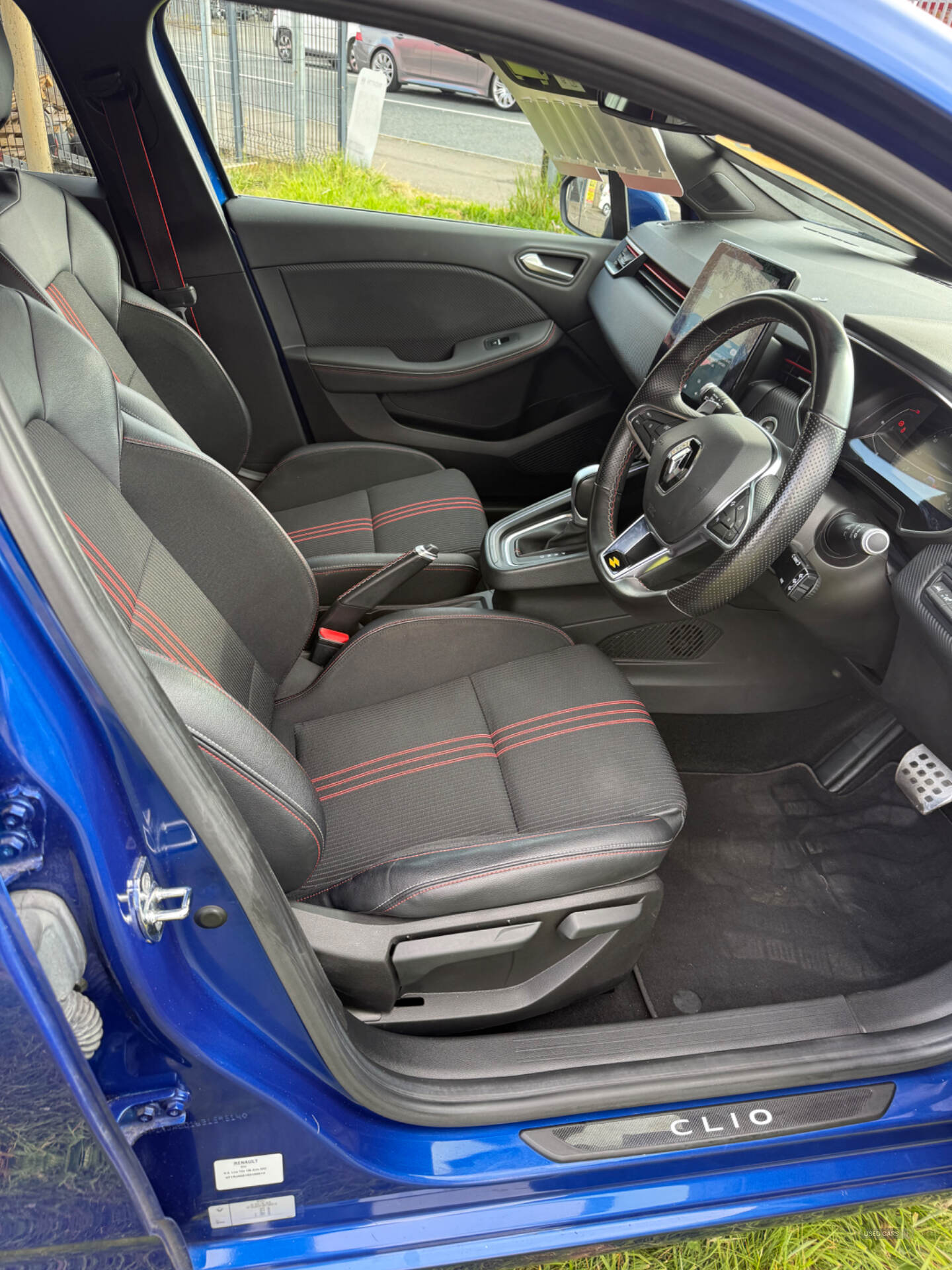 Renault Clio HATCHBACK in Down