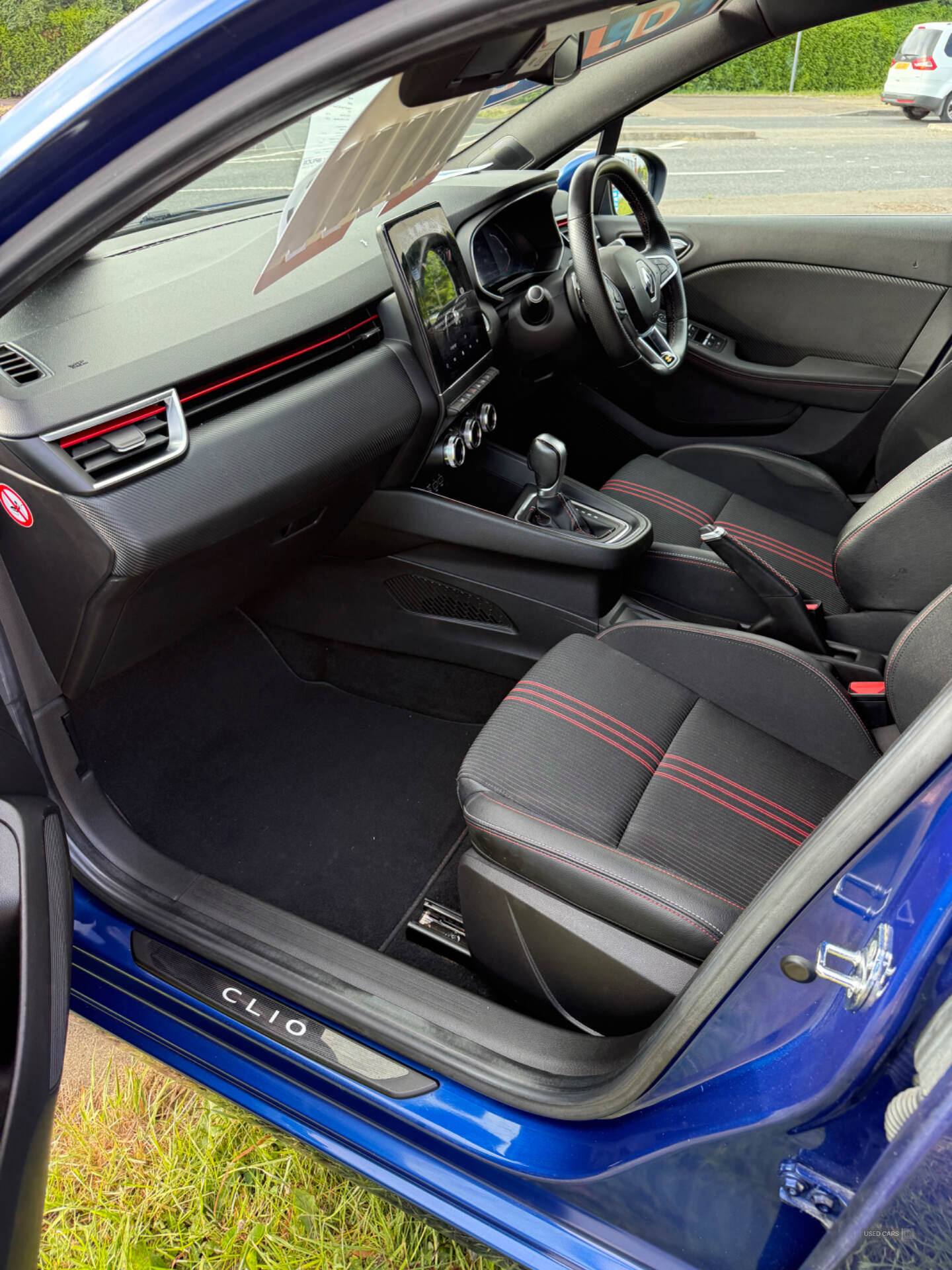 Renault Clio HATCHBACK in Down