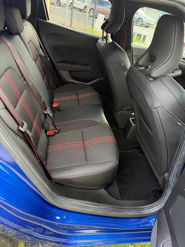 Renault Clio HATCHBACK in Down