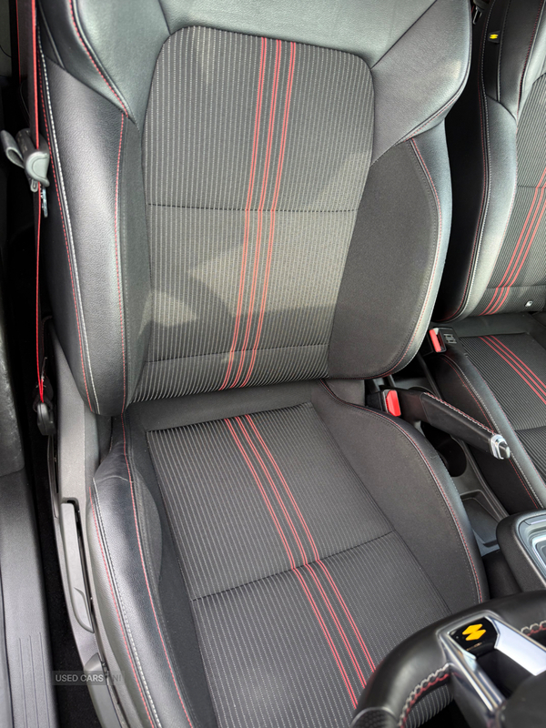 Renault Clio HATCHBACK in Down