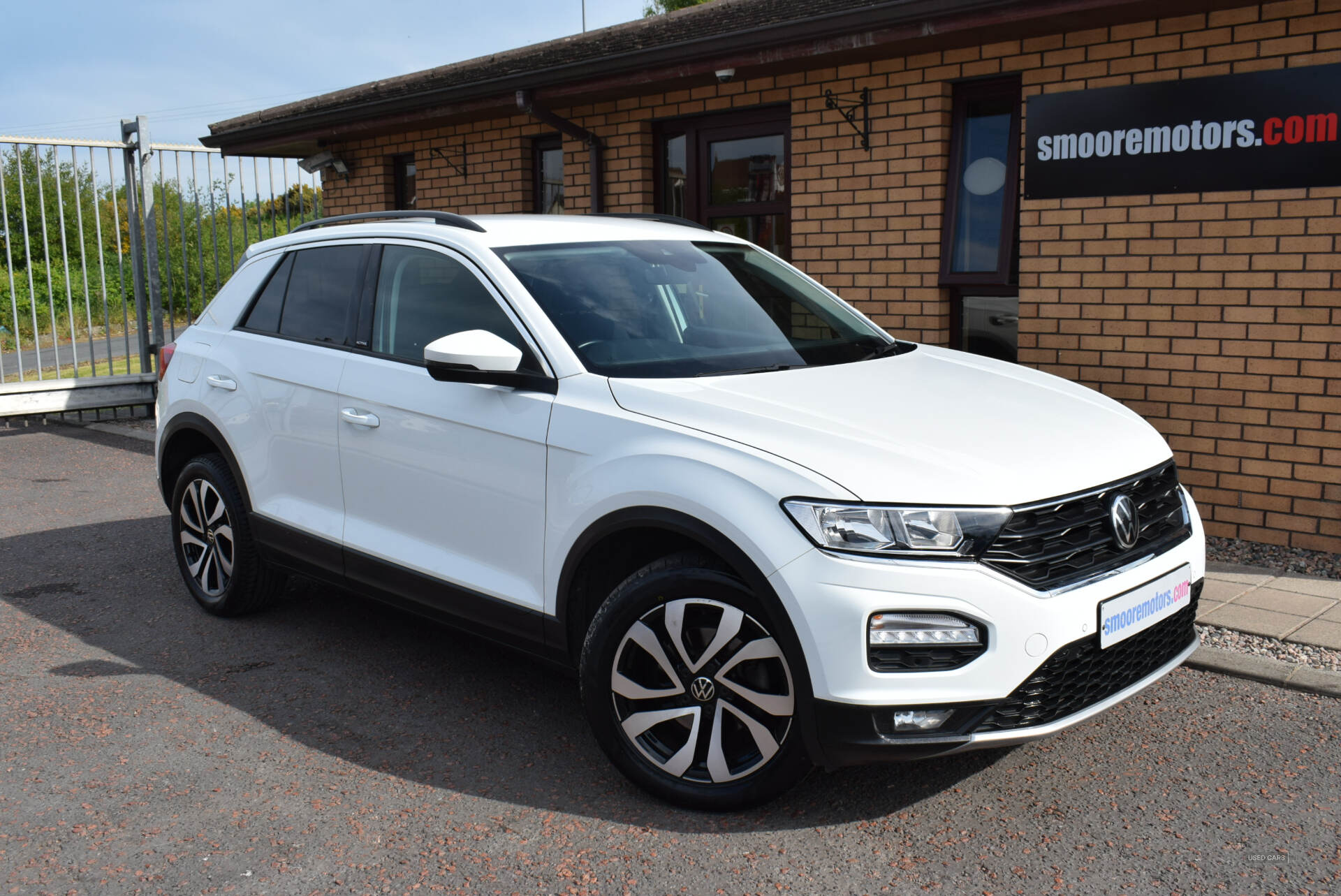 Volkswagen T-Roc HATCHBACK in Antrim