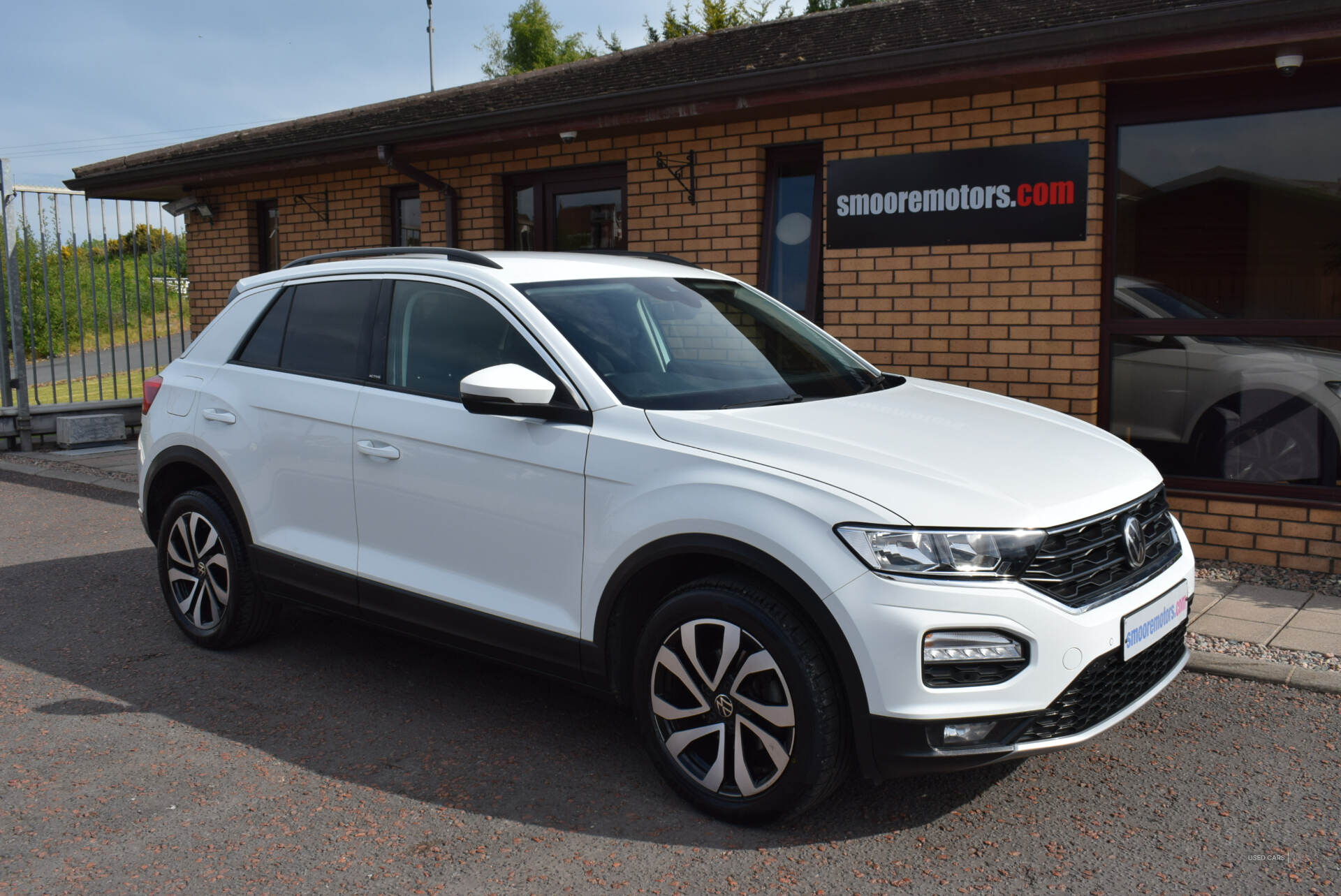 Volkswagen T-Roc HATCHBACK in Antrim