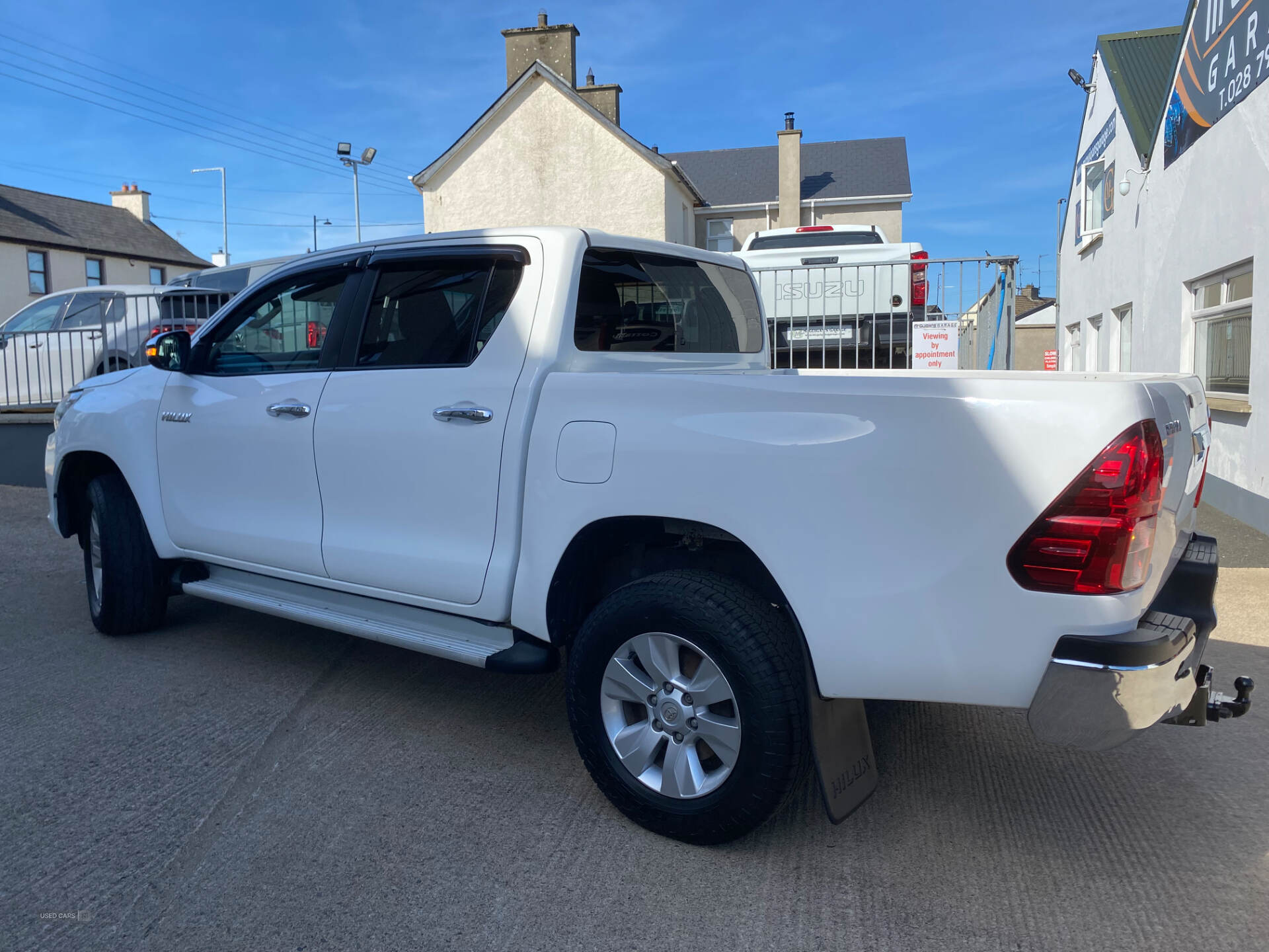 Jun 2017 Toyota Hilux Icon D/Cab Pick Up 2.4 D-4D