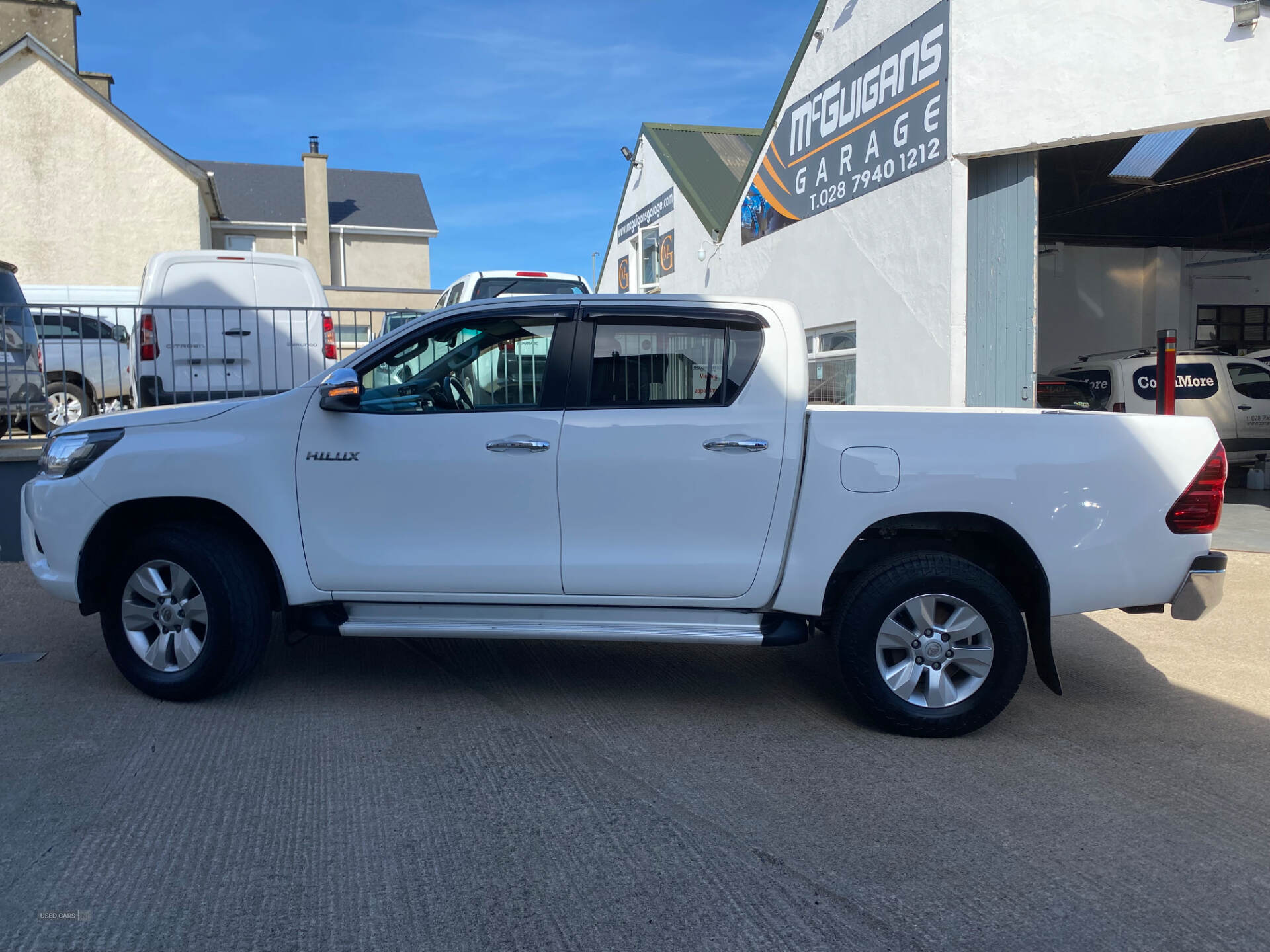 Jun 2017 Toyota Hilux Icon D/Cab Pick Up 2.4 D-4D