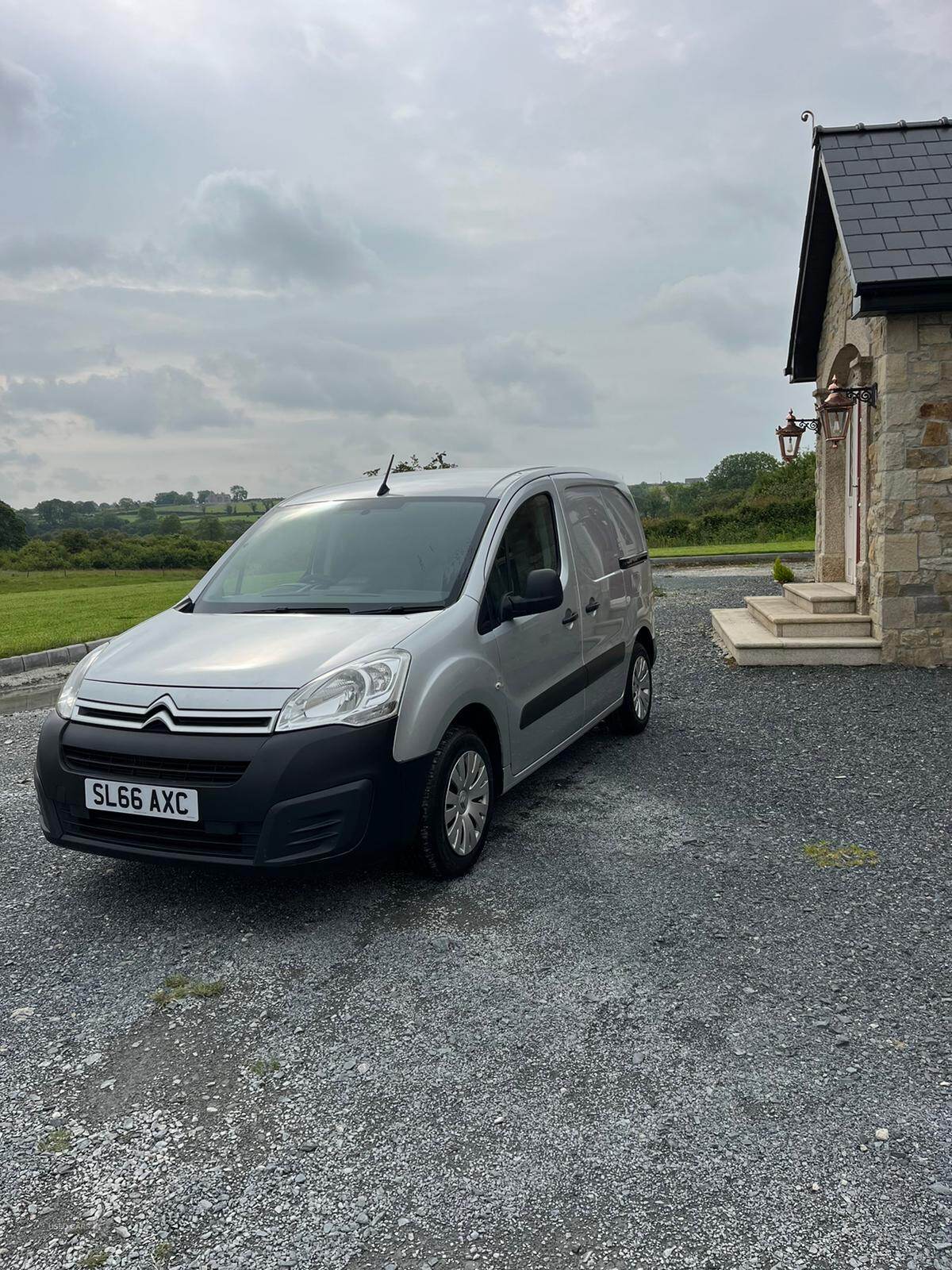 Citroen Berlingo L1 DIESEL in Down