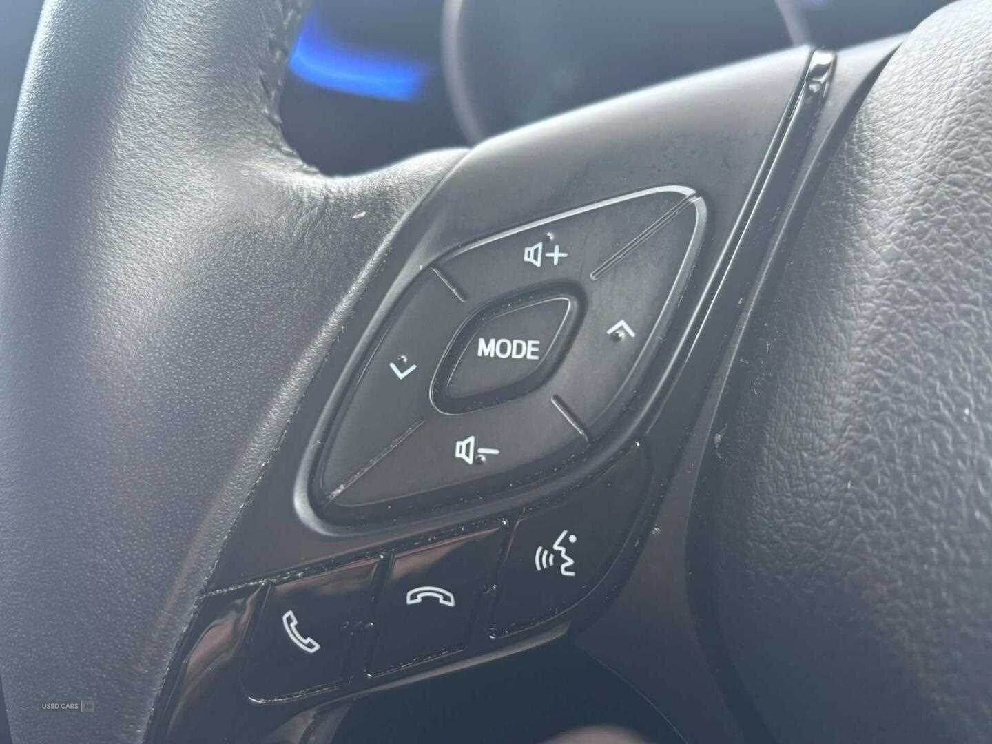 Aug 2020 Toyota C-HR 1.8 Hybrid Dynamic 5dr CVT