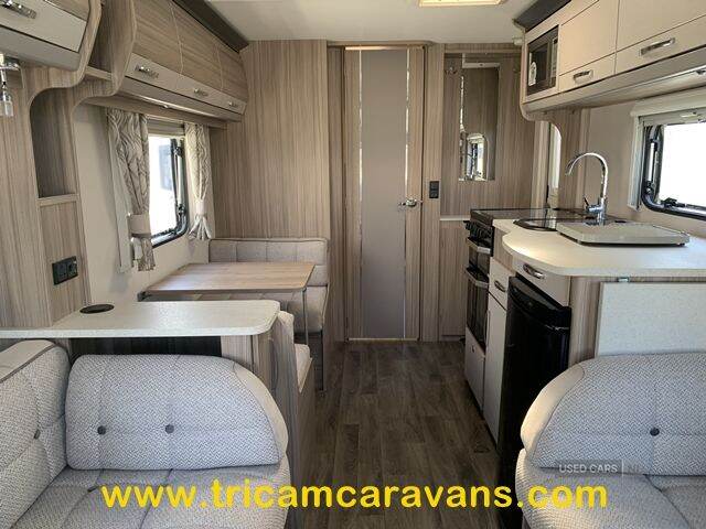 2019 Coachman Pastiche 520/3