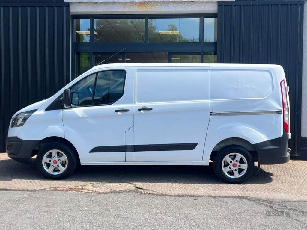 Mar 2014 Ford Transit Custom 2.2 TDCi 100ps Low Roof Van