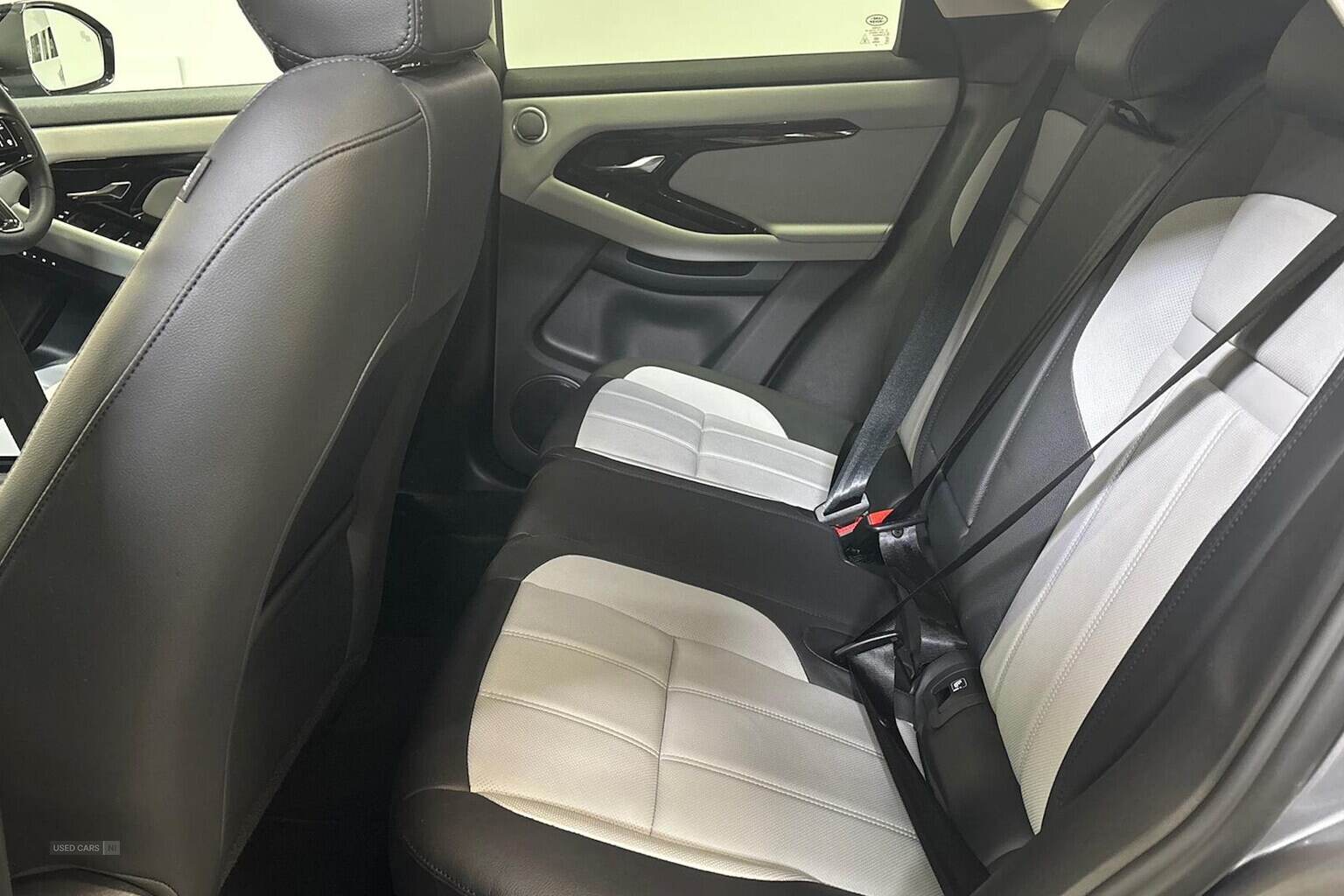 Jul 2024 Land Rover Range Rover Evoque 2.0 P250 Dynamic Se 5Dr Auto