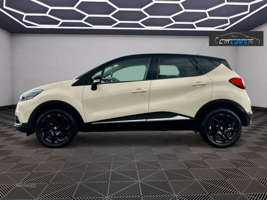 Oct 2014 Renault Captur 1.5 dCi 90 Dynamique S MediaNav Energy 5dr