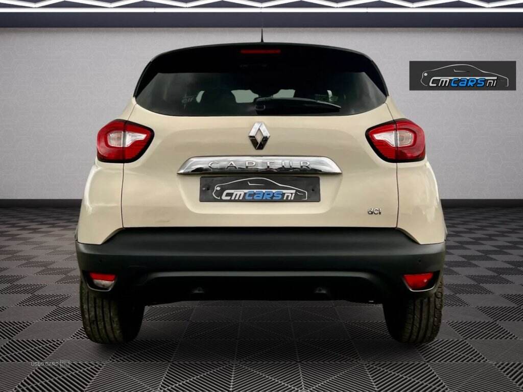 Oct 2014 Renault Captur 1.5 dCi 90 Dynamique S MediaNav Energy 5dr