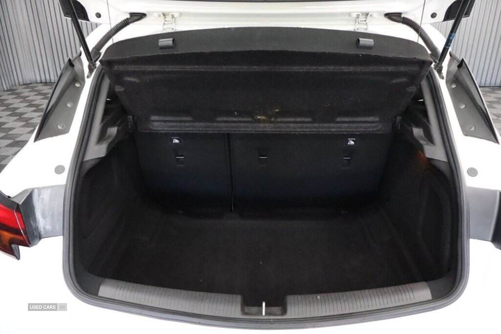 Feb 2017 Vauxhall Astra 1.4i 16V SRi 5dr