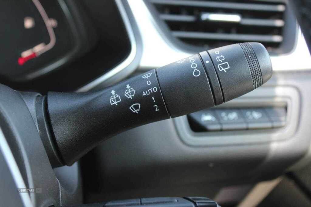 Mar 2022 Renault Captur 1.3 TCE 140 SE Edition 5dr