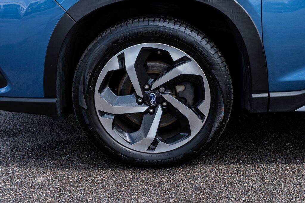 Jun 2023 Subaru Forester 2.0i e-Boxer XE Premium 5dr Lineartronic