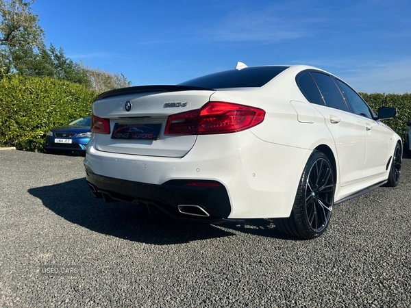 BMW 5 Series 2.0 520d M Sport Saloon 4dr Diesel Auto Euro 6 (s/s) (190 ps) in Antrim