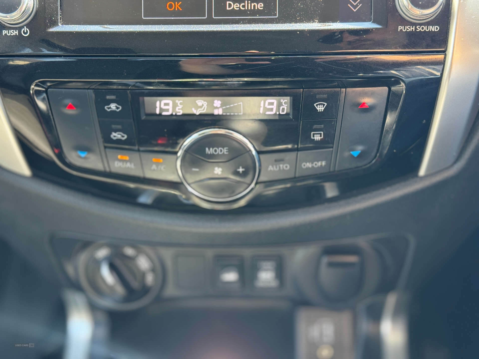 Dec 2021 Nissan Navara Double Cab Pick Up Tekna 2.3dCi 190 TT 4WD