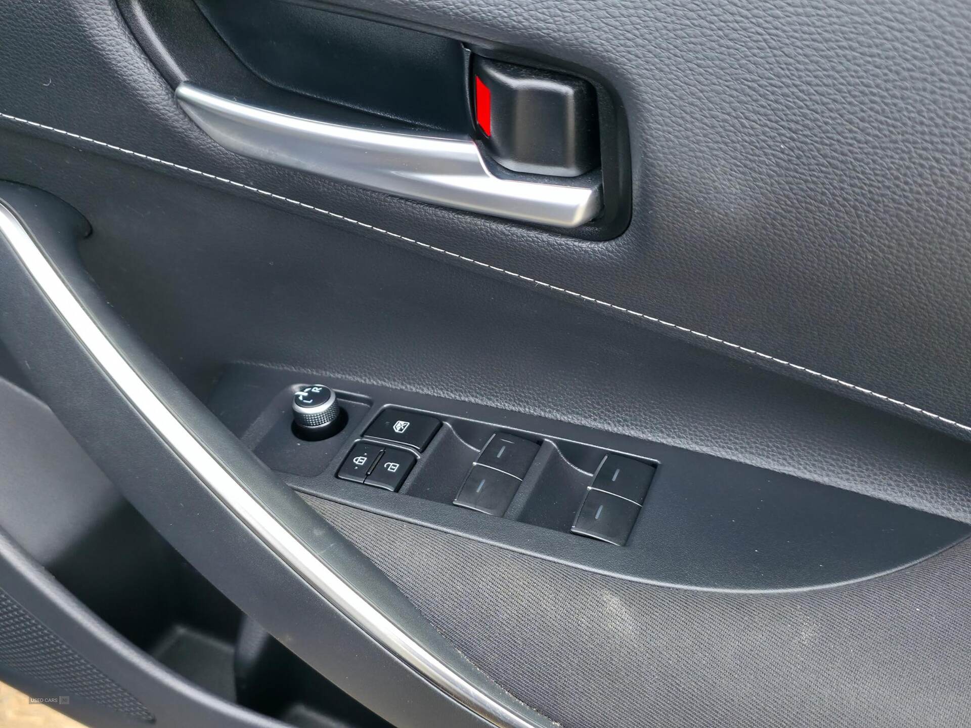 Jan 2022 Toyota Corolla 1.8 VVT-i Hybrid Icon Tech 5dr CVT