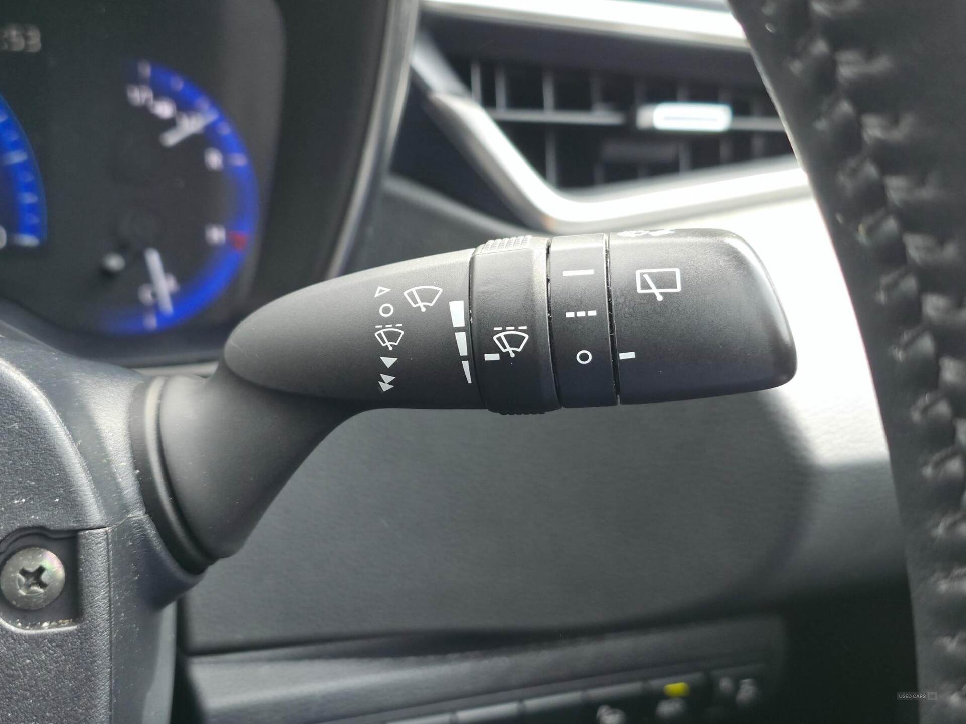 Jan 2022 Toyota Corolla 1.8 VVT-i Hybrid Icon Tech 5dr CVT