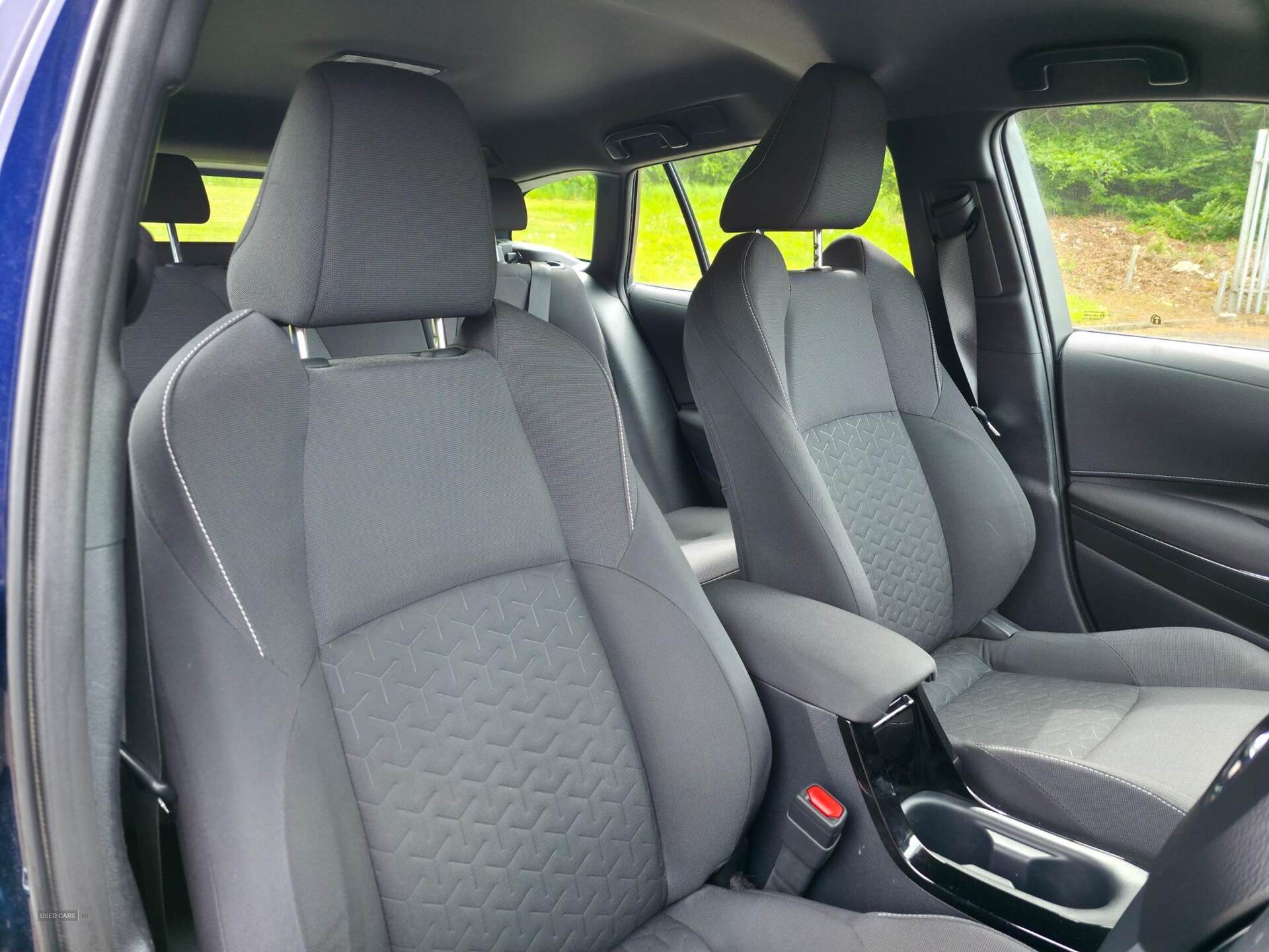 Jan 2022 Toyota Corolla 1.8 VVT-i Hybrid Icon Tech 5dr CVT