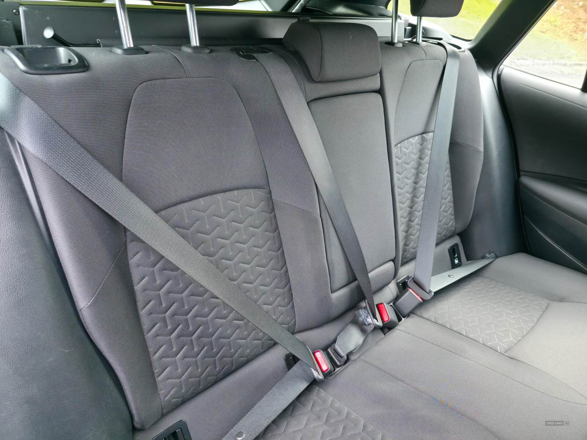 Jan 2022 Toyota Corolla 1.8 VVT-i Hybrid Icon Tech 5dr CVT