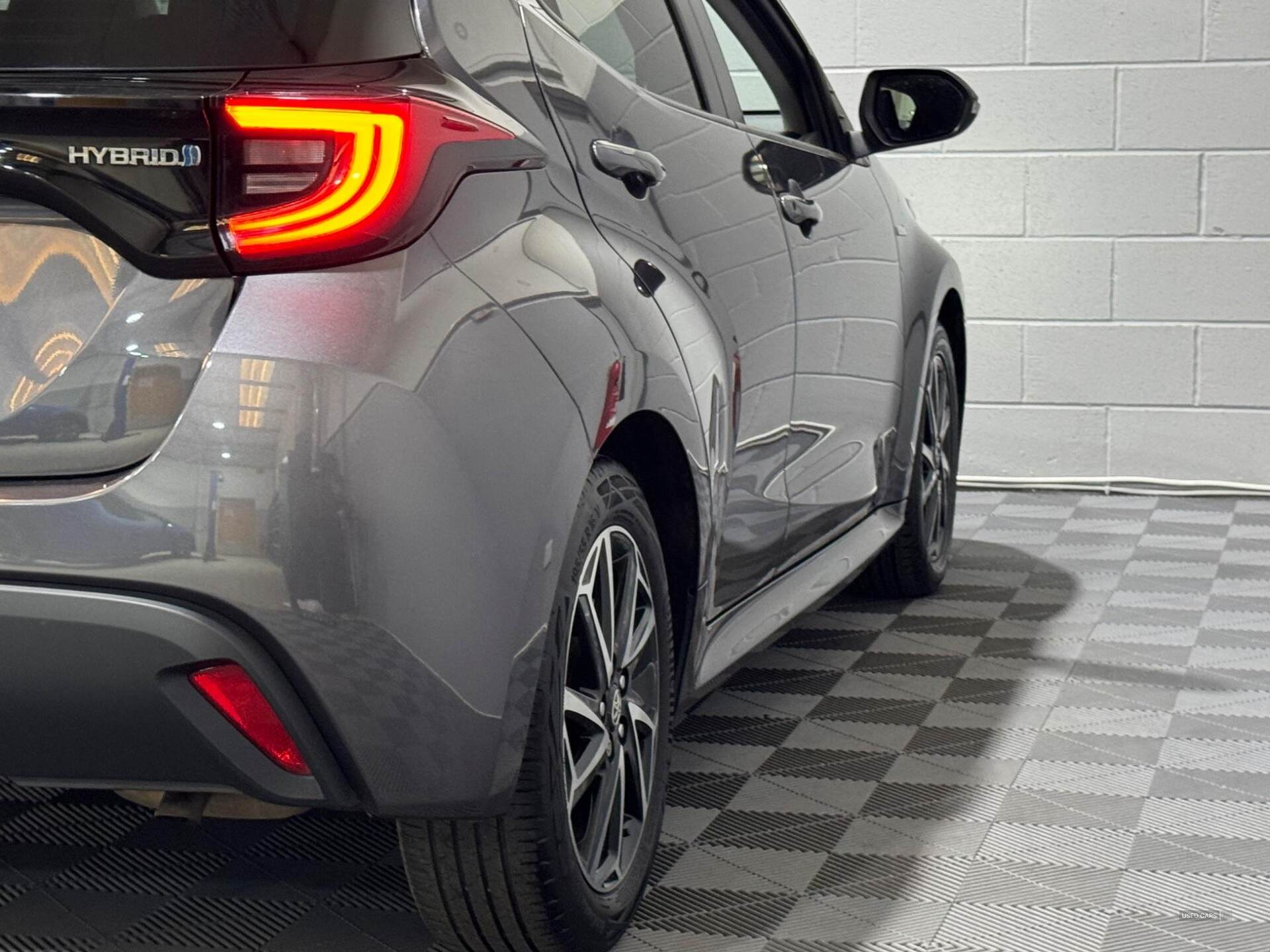 Jul 2021 Toyota Yaris 1.5 Hybrid Design 5dr CVT