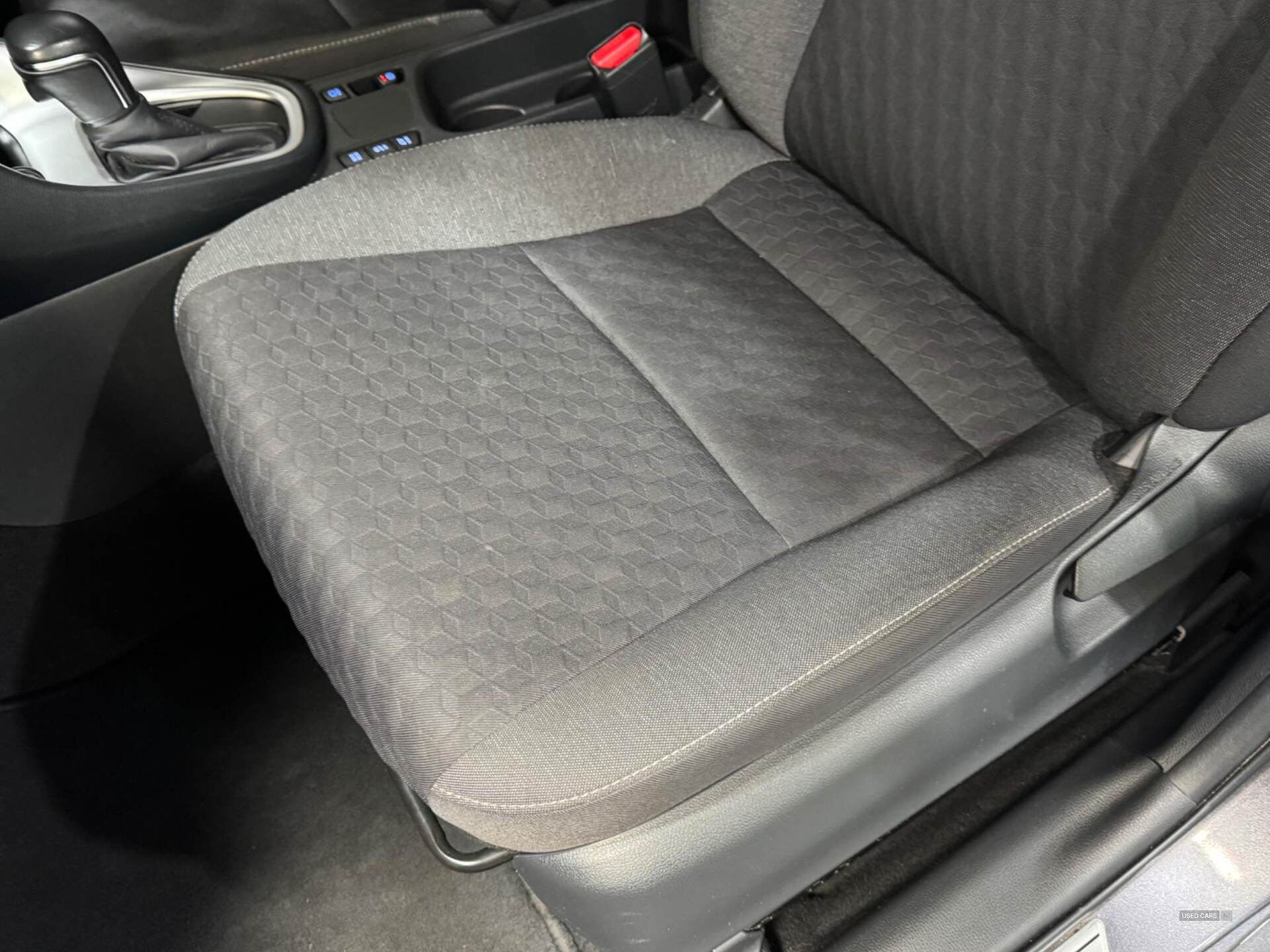Jul 2021 Toyota Yaris 1.5 Hybrid Design 5dr CVT