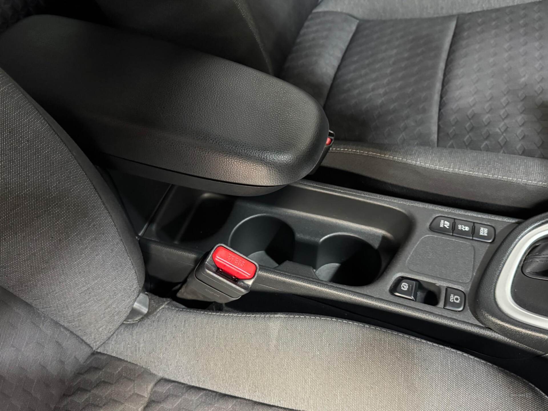 Jul 2021 Toyota Yaris 1.5 Hybrid Design 5dr CVT